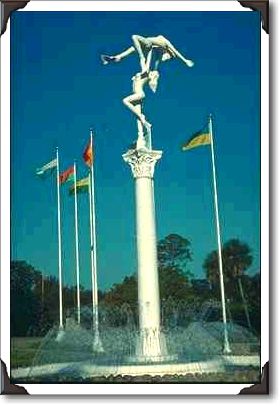 Entrance sculpture, Wickee-Wackee Land Water Park Entrance sculpture, Wickee-Wackee Land Water Park
