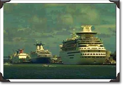 Cruise boats, Port of Miami Cruise boats, Port of Miami