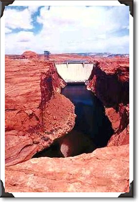 Glen Canyon Dam, Glen Canyon, Colorado River, Arizona Glen Canyon Dam, Glen Canyon, Colorado River, Arizona