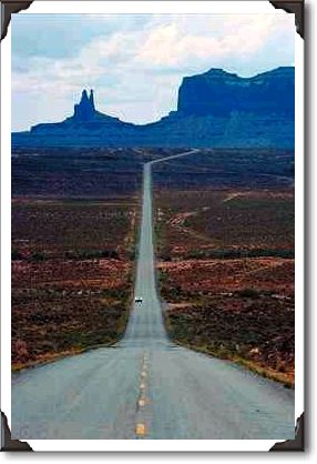 Highway 1633 through Monument Valley Tribal Park, Arizona Highway 1633 through Monument Valley Tribal Park, Arizona
