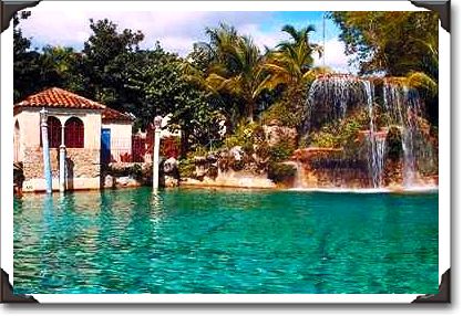 Lovely Venetian pool Lovely Venetian pool