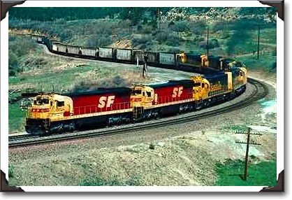 AT&SF GE #9552 leads coal unit train over Raton Pass, CO AT&SF GE #9552 leads coal unit train over Raton Pass, CO
