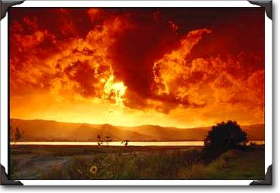Sunrise, Lake Elsinore, California Sunrise, Lake Elsinore, California