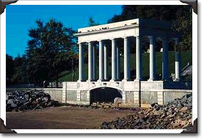 Plymouth Rock, Plymouth, Massachusetts Plymouth Rock, Plymouth, Massachusetts