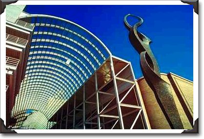Modern sculpture at Denver Center for Performing Arts Modern sculpture at Denver Center for Performing Arts