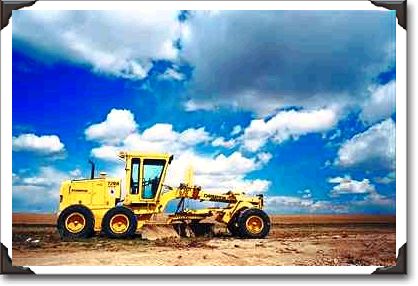 Champion earth mover, Idaho Champion earth mover, Idaho
