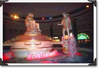 Sculpture of Caesar, front entrance of Caesar's Palace Sculpture of Caesar, front entrance of Caesar's Palace