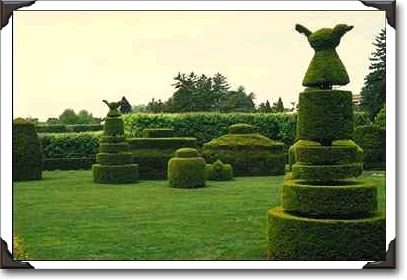 Topiary Garden, Longwood Gardens, Pennsylvania Topiary Garden, Longwood Gardens, Pennsylvania