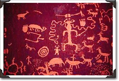 Petroglyphs, Newspaper Rock, Utah Petroglyphs, Newspaper Rock, Utah