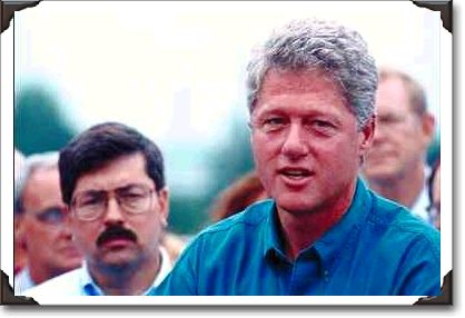 President Bill Clinton with Iowa governor President Bill Clinton with Iowa governor