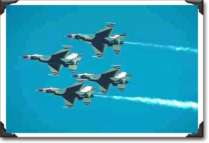 United States Air Force "Thunderbirds" United States Air Force "Thunderbirds"