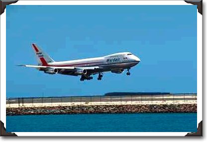 747 landing, Honolulu, Hawaii 747 landing, Honolulu, Hawaii