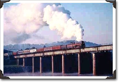 Norfolk & Western No. 611 crosses the Tennessee River , Chattanooga Norfolk & Western No. 611 crosses the Tennessee River , Chattanooga