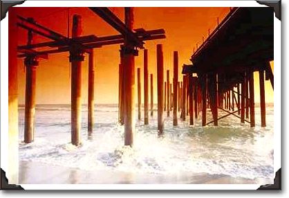 Construction of the new Huntington Beach pier, California Construction of the new Huntington Beach pier, California