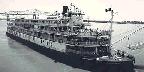 Paddle steamer Delta Queen on Mississippi River